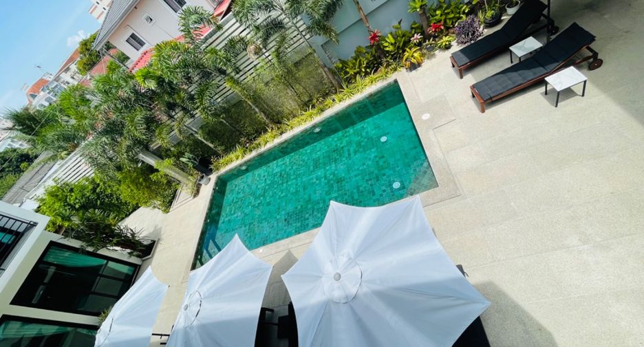 À vendre et à louer 6 chambres villa à Bang Lamung, Chonburi