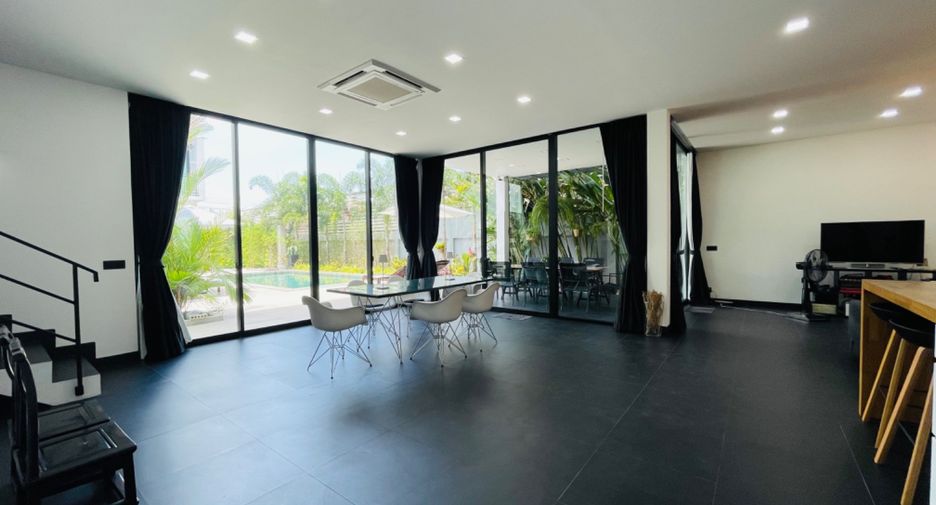 À vendre et à louer 6 chambres villa à Bang Lamung, Chonburi