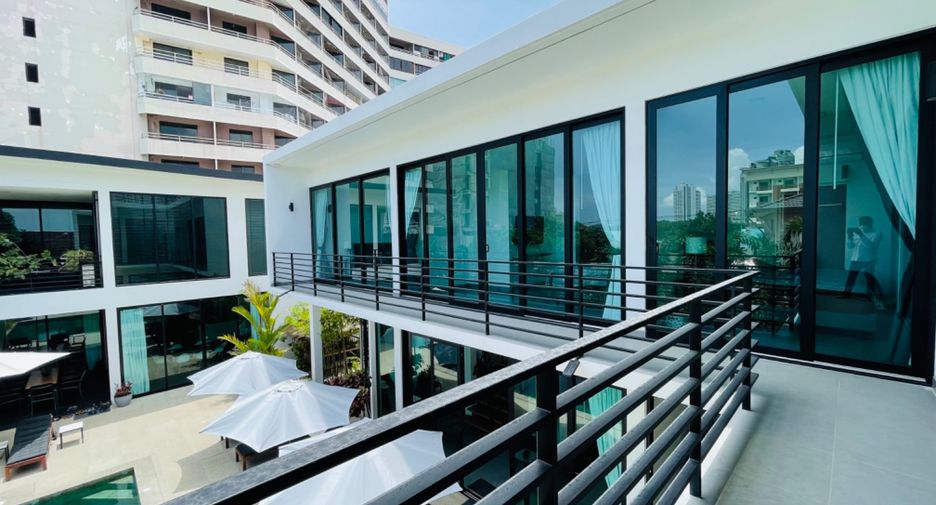 À vendre et à louer 6 chambres villa à Bang Lamung, Chonburi