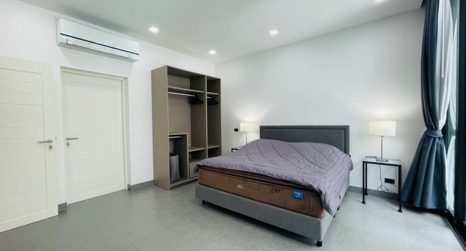 À vendre et à louer 6 chambres villa à Bang Lamung, Chonburi