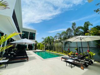 For rent and for sale 6 bedrooms villa in Bang Lamung, Chonburi