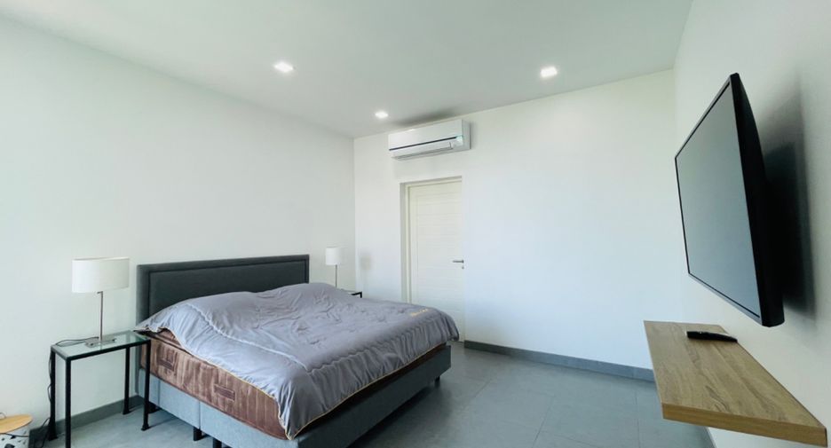 À vendre et à louer 6 chambres villa à Bang Lamung, Chonburi
