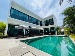 For rent and for sale 6 bedrooms villa in Bang Lamung, Chonburi