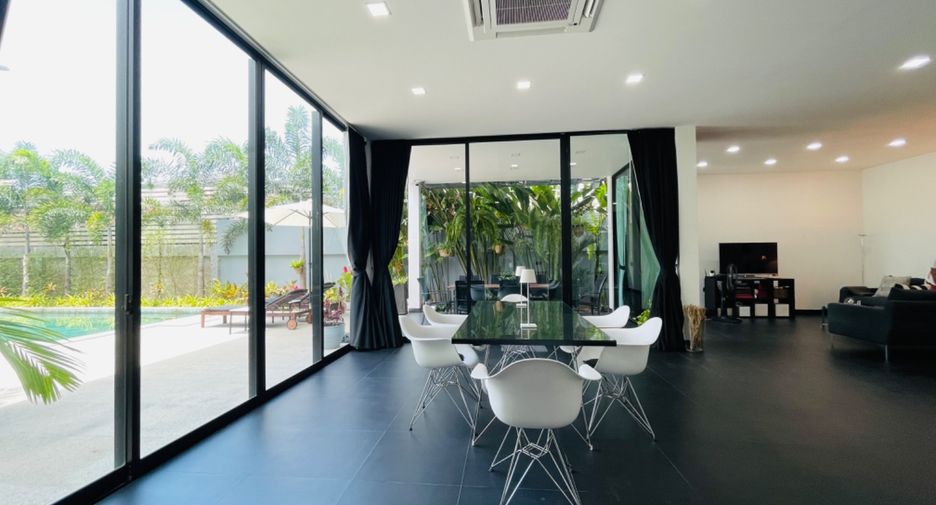 À vendre et à louer 6 chambres villa à Bang Lamung, Chonburi