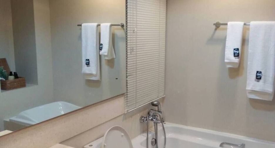 For rent and for sale 3 bedrooms condo in Khlong Toei, Bangkok