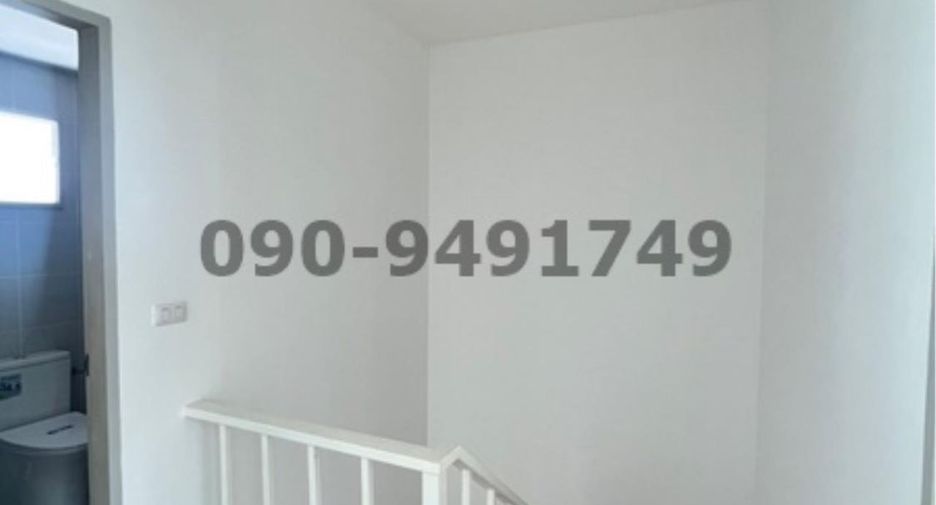 For sale 3 bedrooms townhouse in Bang Khun Thian, Bangkok
