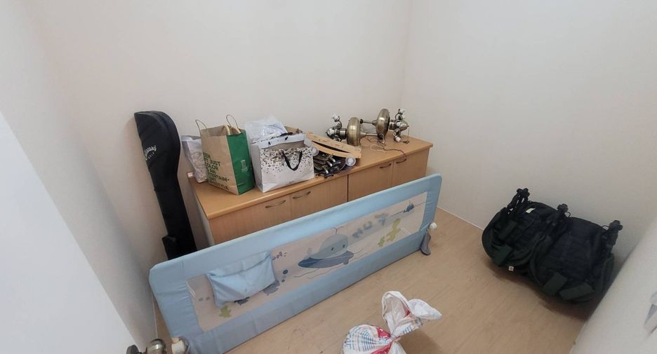 For rent 3 bedrooms condo in Watthana, Bangkok