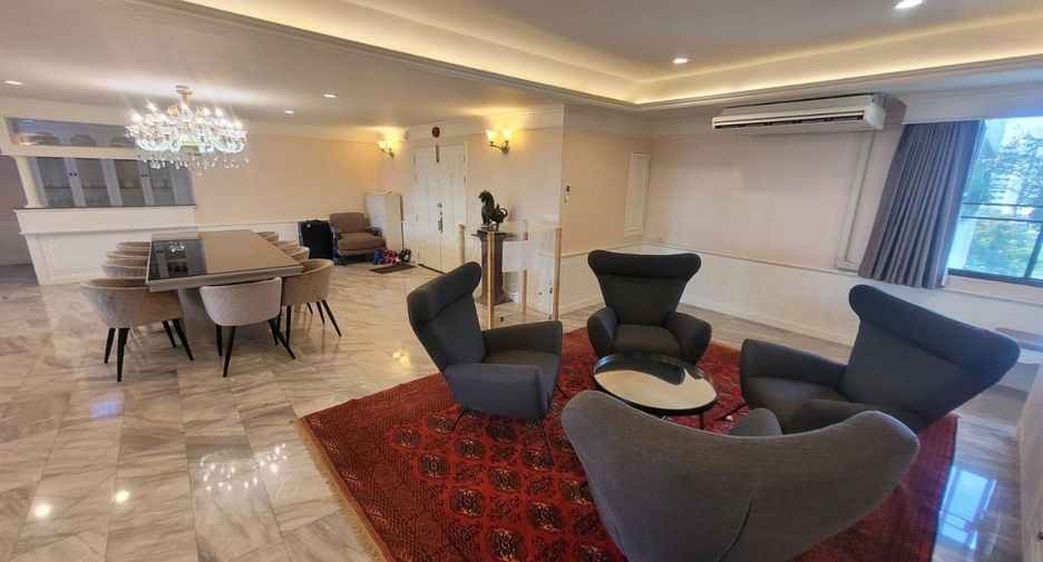 For rent 3 bedrooms condo in Watthana, Bangkok