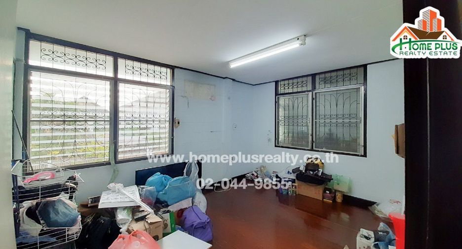 À vendre 5 chambres maison à Mueang Nonthaburi, Nonthaburi