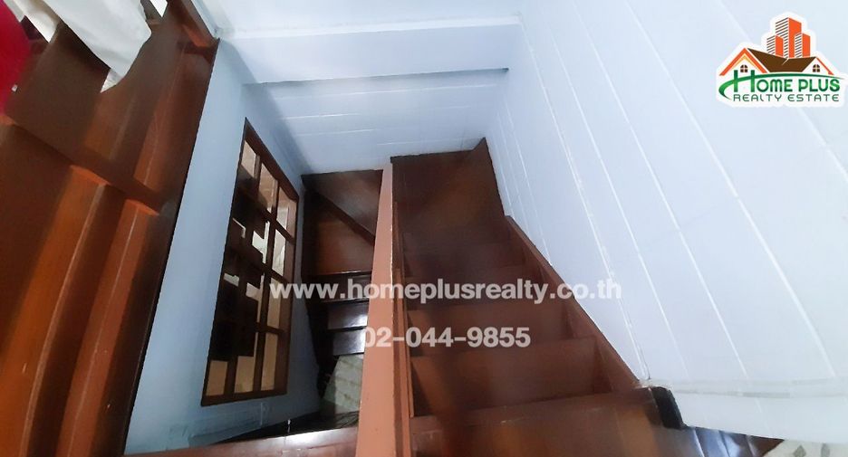 À vendre 5 chambres maison à Mueang Nonthaburi, Nonthaburi
