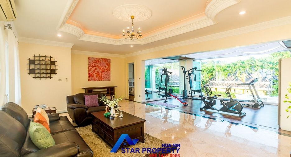 For sale 5 bedrooms villa in Pran Buri, Prachuap Khiri Khan