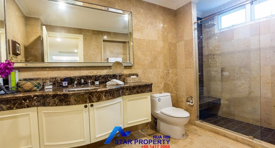 For sale 5 bedrooms villa in Pran Buri, Prachuap Khiri Khan