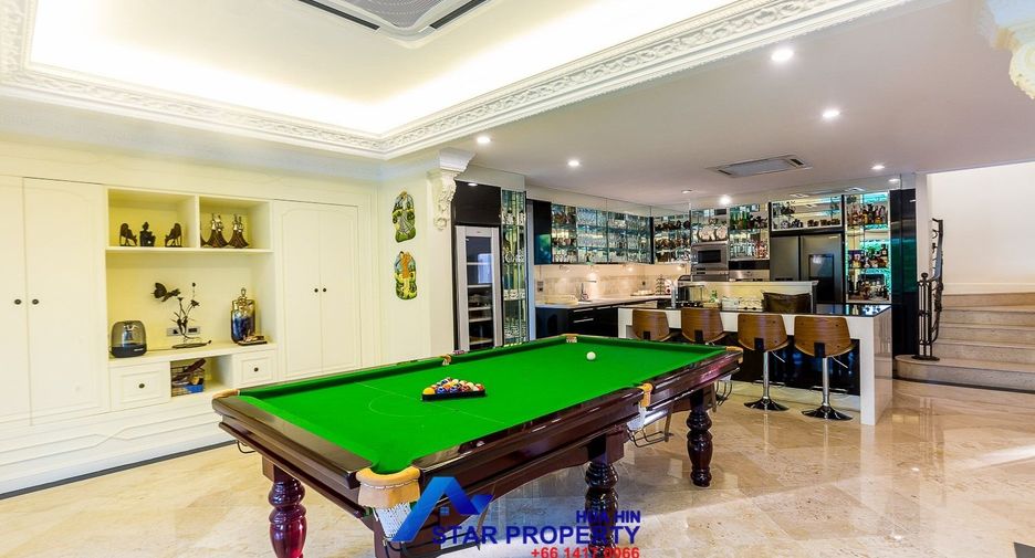 For sale 5 bedrooms villa in Pran Buri, Prachuap Khiri Khan