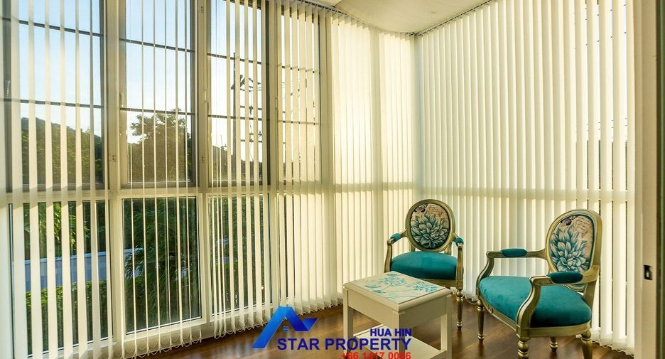 For sale 5 bedrooms villa in Pran Buri, Prachuap Khiri Khan