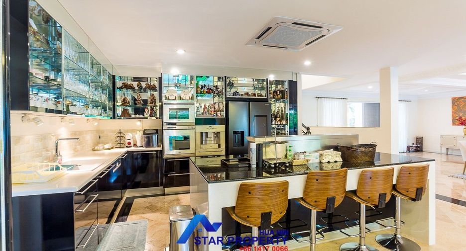For sale 5 bedrooms villa in Pran Buri, Prachuap Khiri Khan