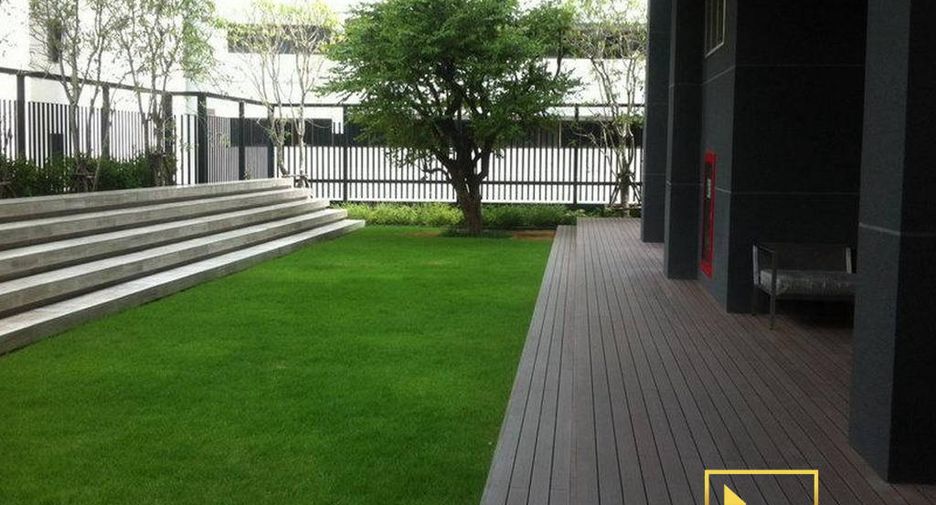 For rent 3 bedrooms condo in Watthana, Bangkok