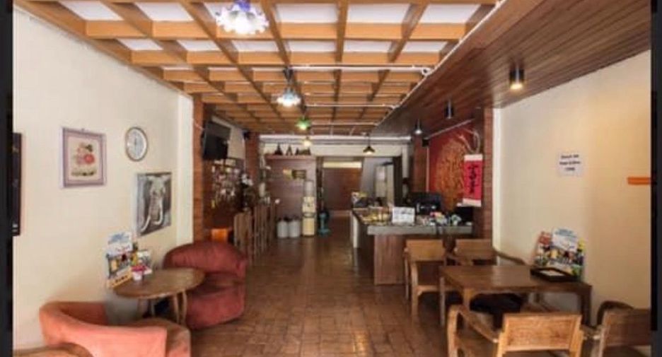 For sale 6 Beds retail Space in Mueang Chiang Mai, Chiang Mai