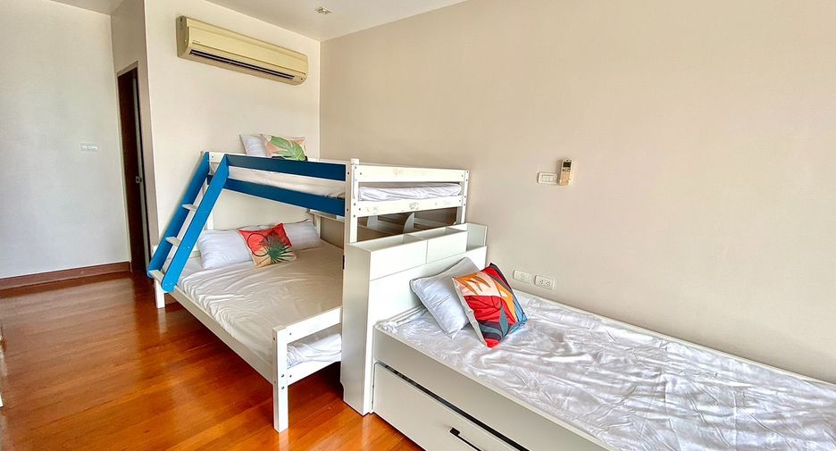 For rent 4 bedrooms apartment in Mueang Phuket, Phuket