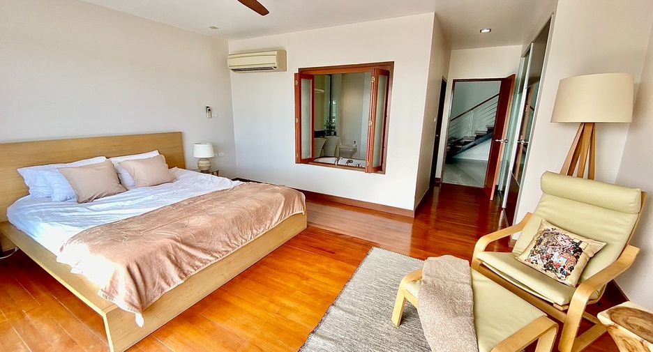 For rent 4 bedrooms apartment in Mueang Phuket, Phuket