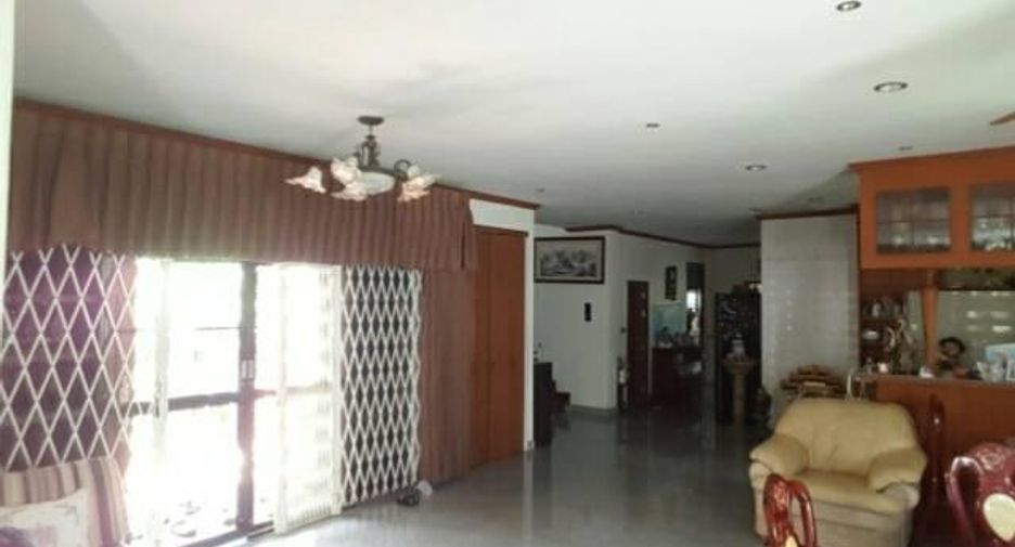出售 5 卧室 独立屋 在 Lat Krabang, 曼谷