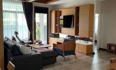 Casa en alquiler de 4 habitaciones en Sai Mai, Bangkok