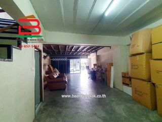 For sale 3 bedrooms retail Space in Suan Luang, Bangkok