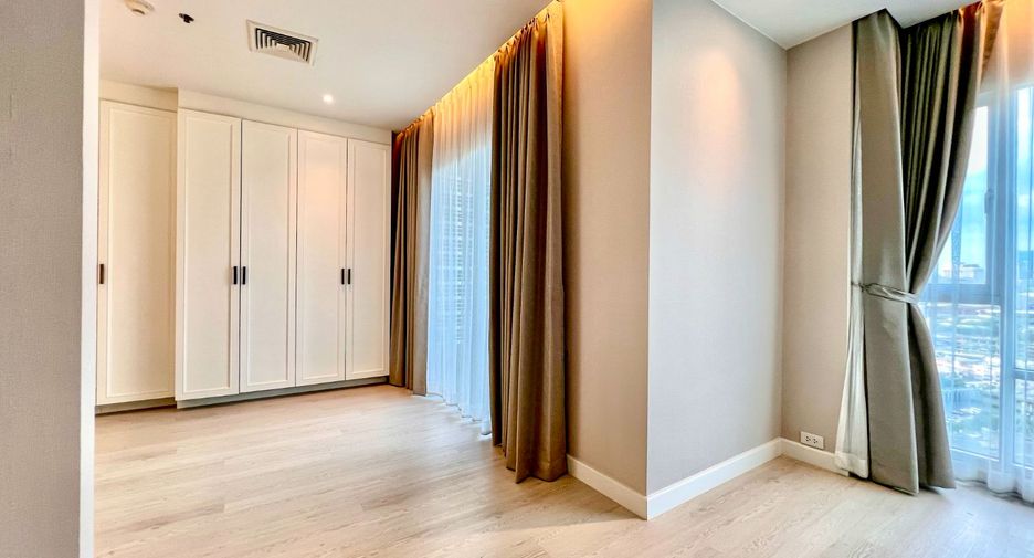 For rent そして for sale 3 Beds condo in Chatuchak, Bangkok