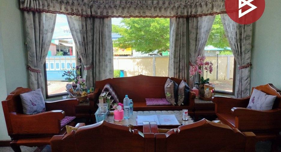 For sale 9 bed house in Mueang Phitsanulok, Phitsanulok