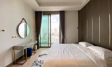 For rent 2 bedrooms condo in Khlong San, Bangkok
