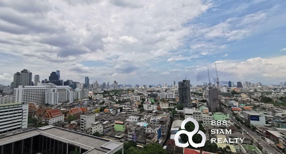 For sale 4 bedrooms apartment in Bang Kho Laem, Bangkok