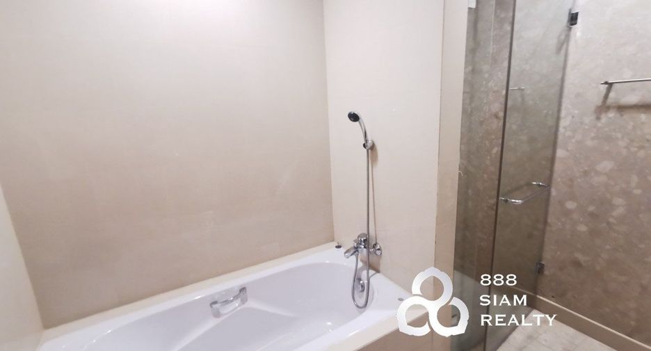 For sale 4 bedrooms apartment in Bang Kho Laem, Bangkok