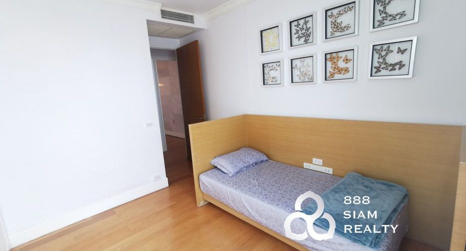 For sale 4 bedrooms apartment in Bang Kho Laem, Bangkok