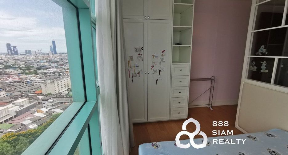 For sale 4 bedrooms apartment in Bang Kho Laem, Bangkok