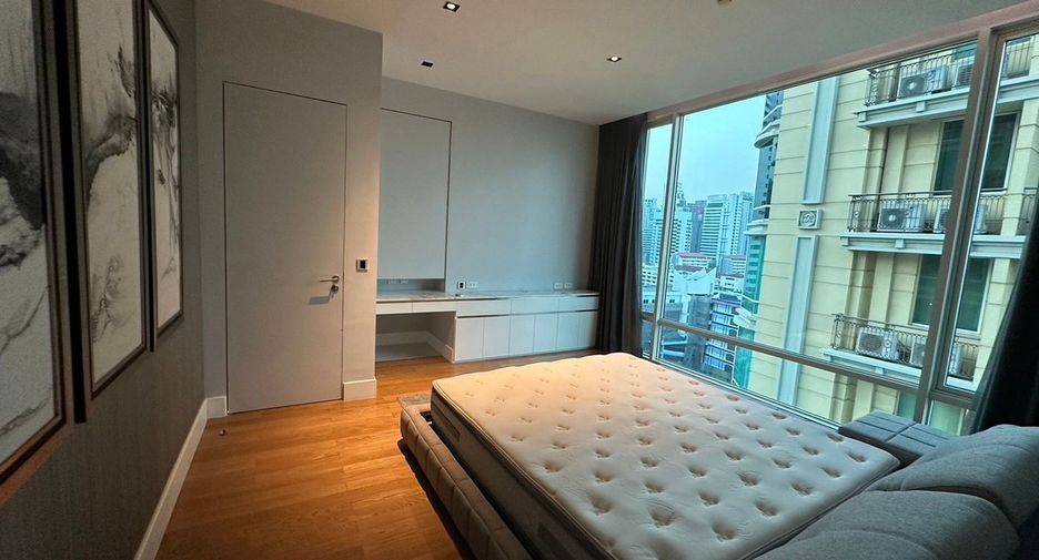 For rent and for sale 3 bedrooms condo in Watthana, Bangkok