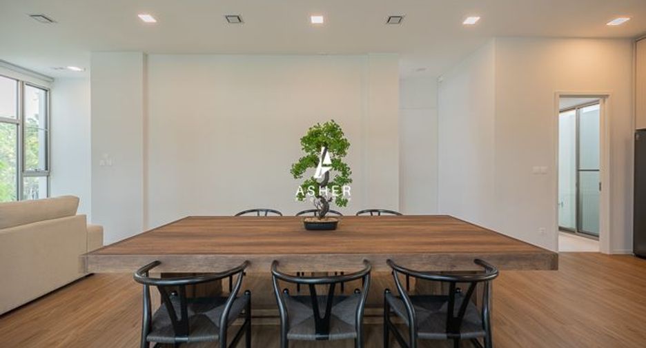 For rent and for sale 3 bedrooms house in Saphan Sung, Bangkok