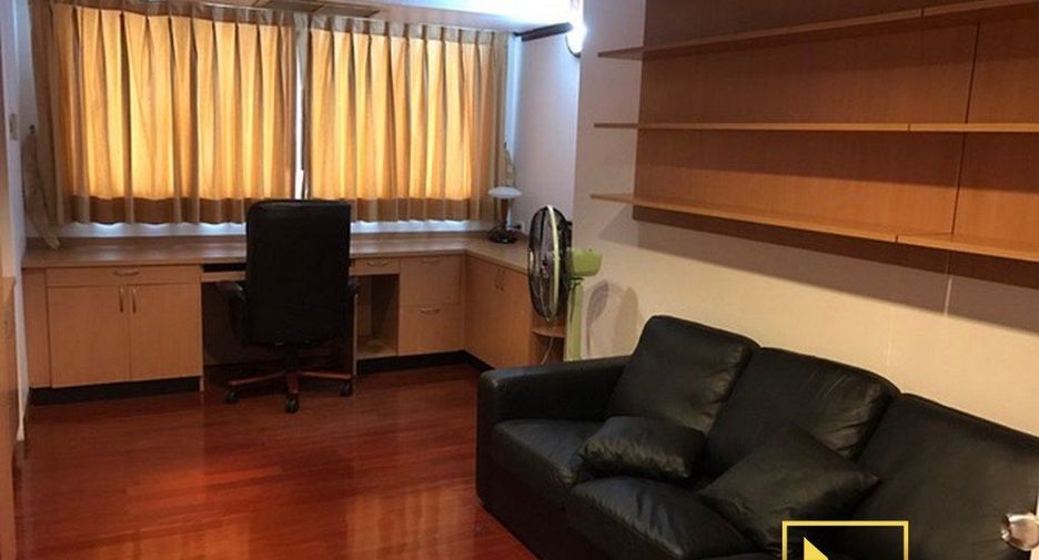 For rent 3 ベッドルーム condo in Khlong Toei, Bangkok