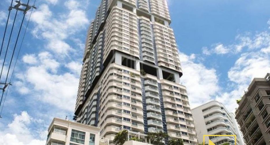 For rent 3 ベッドルーム condo in Khlong Toei, Bangkok
