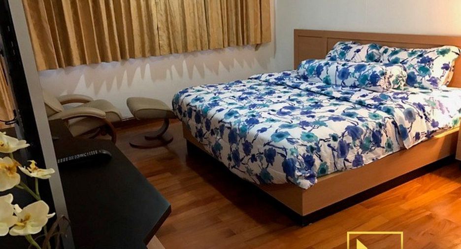 For rent 3 ベッドルーム condo in Khlong Toei, Bangkok