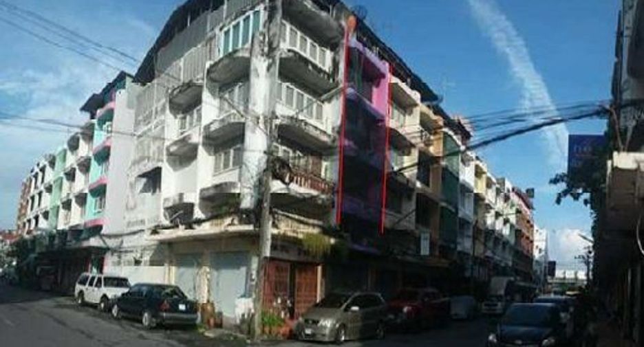 For sale 3 bed retail Space in Mueang Songkhla, Songkhla