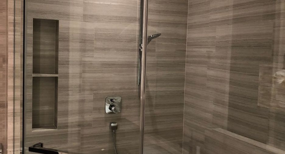 Продажа 1 кровать кондо в Кхлонг Тоеи, Бангкок