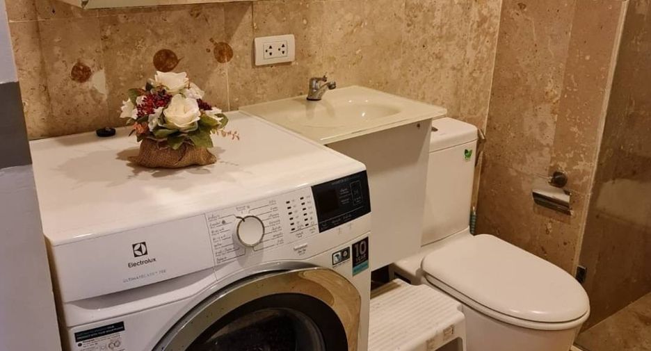 For rent and for sale 2 bedrooms condo in Bang Lamung, Chonburi
