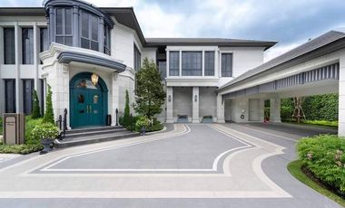 For sale 5 bedrooms house in Bang Kapi, Bangkok