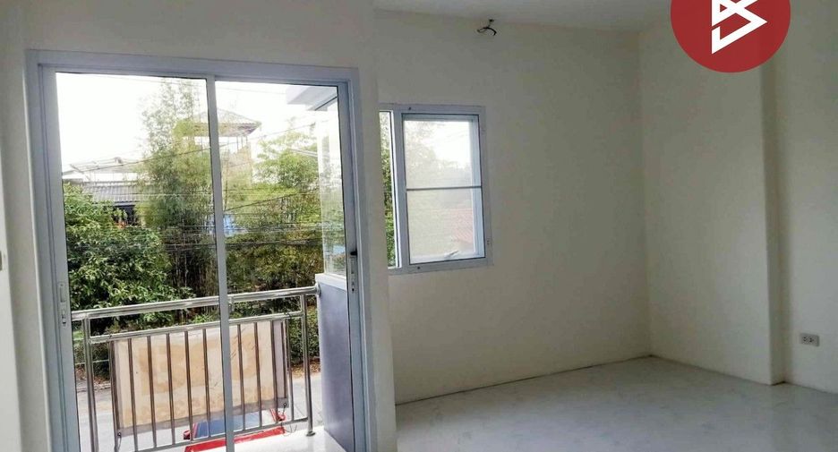 For sale 2 bed townhouse in Mueang Nakhon Nayok, Nakhon Nayok