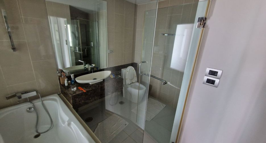 À vendre 2 chambres condo à Bang Lamung, Chonburi