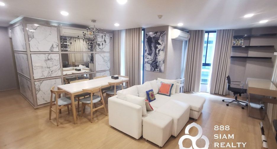 For sale 3 bedrooms condo in Khlong Toei, Bangkok