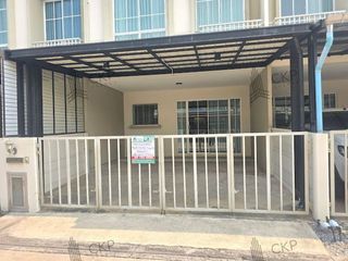 For sale 4 bedrooms townhouse in Thanyaburi, Pathum Thani