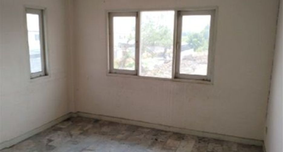 Продажа 3 спальни дом в Sam Phran, Накхонпатхом