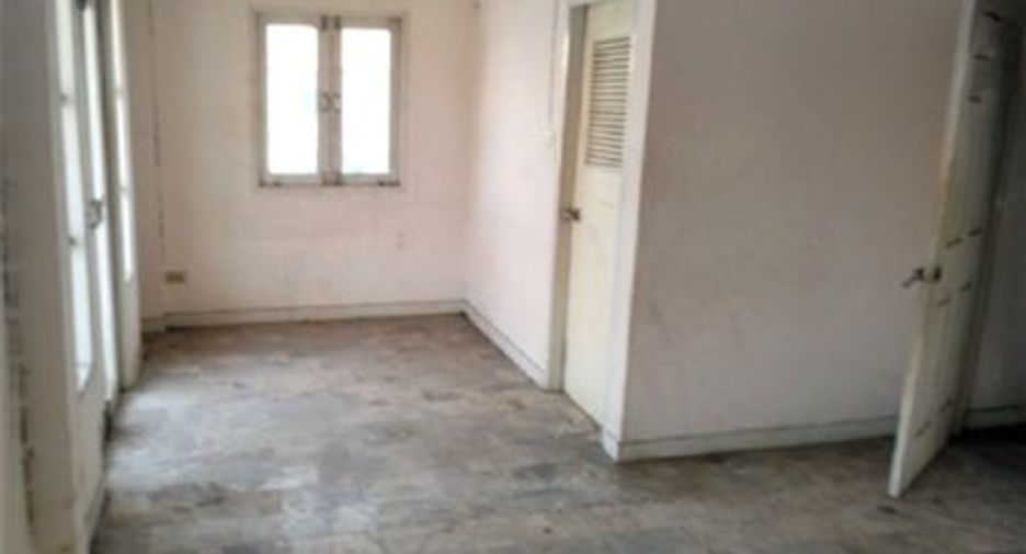 Продажа 3 спальни дом в Sam Phran, Накхонпатхом