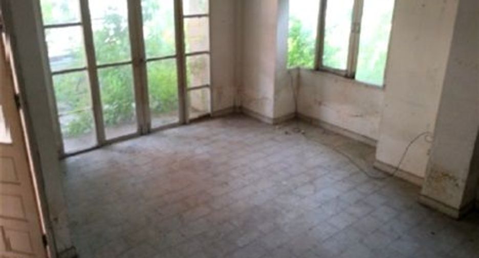 Продажа 3 спальни дом в Sam Phran, Накхонпатхом