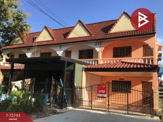 For sale 2 Beds townhouse in Mueang Uttaradit, Uttaradit